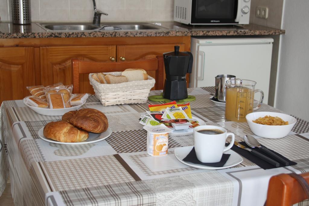 Barceloneta Upartments Apartman Figueres Kültér fotó