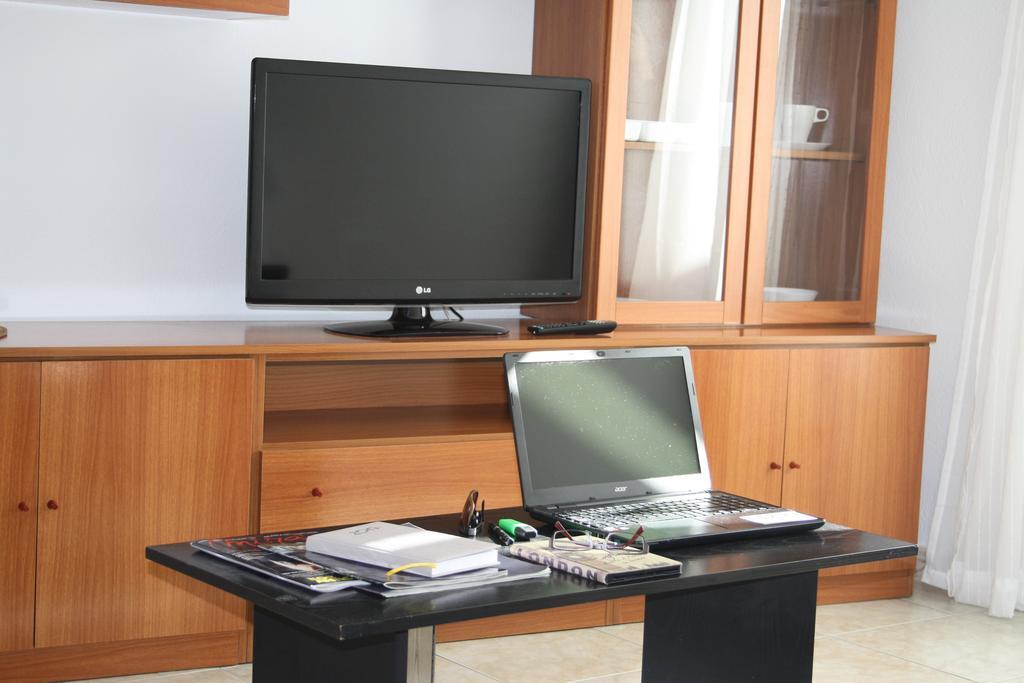 Barceloneta Upartments Apartman Figueres Kültér fotó